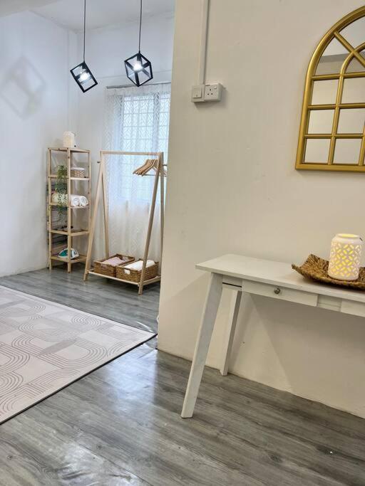 Roemah Lily Studio Tanah Rata Luaran gambar